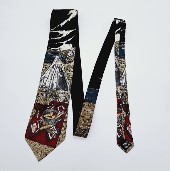 TABASCO | 100% silk teepee & corn scene neck tie - Picture 2 of 5